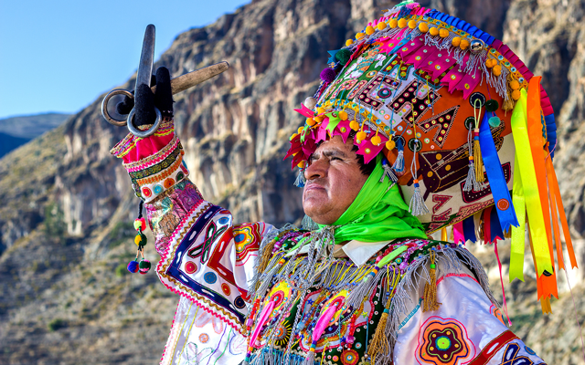  La Danza de las Tijeras 