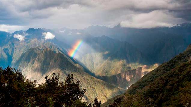 increible-vista-arcoirirs-machu-picchu