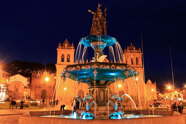 plaza-armas-tour-cusco