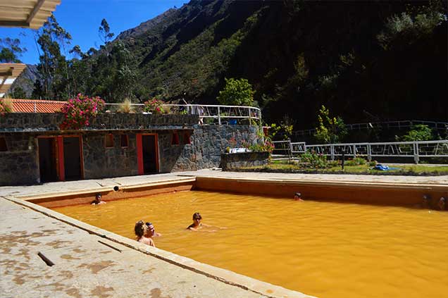 lares-aguas