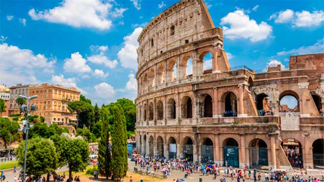 Coliseo Romano en Italia