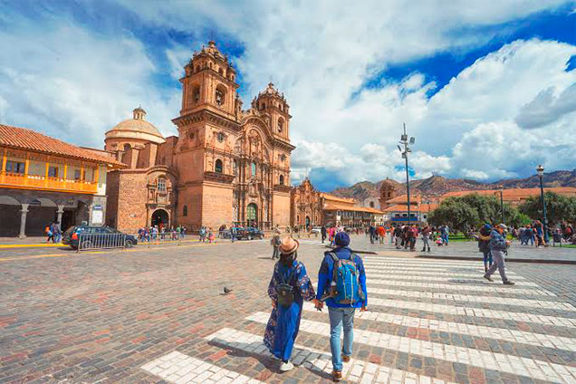 plaza-de-armas-cusco